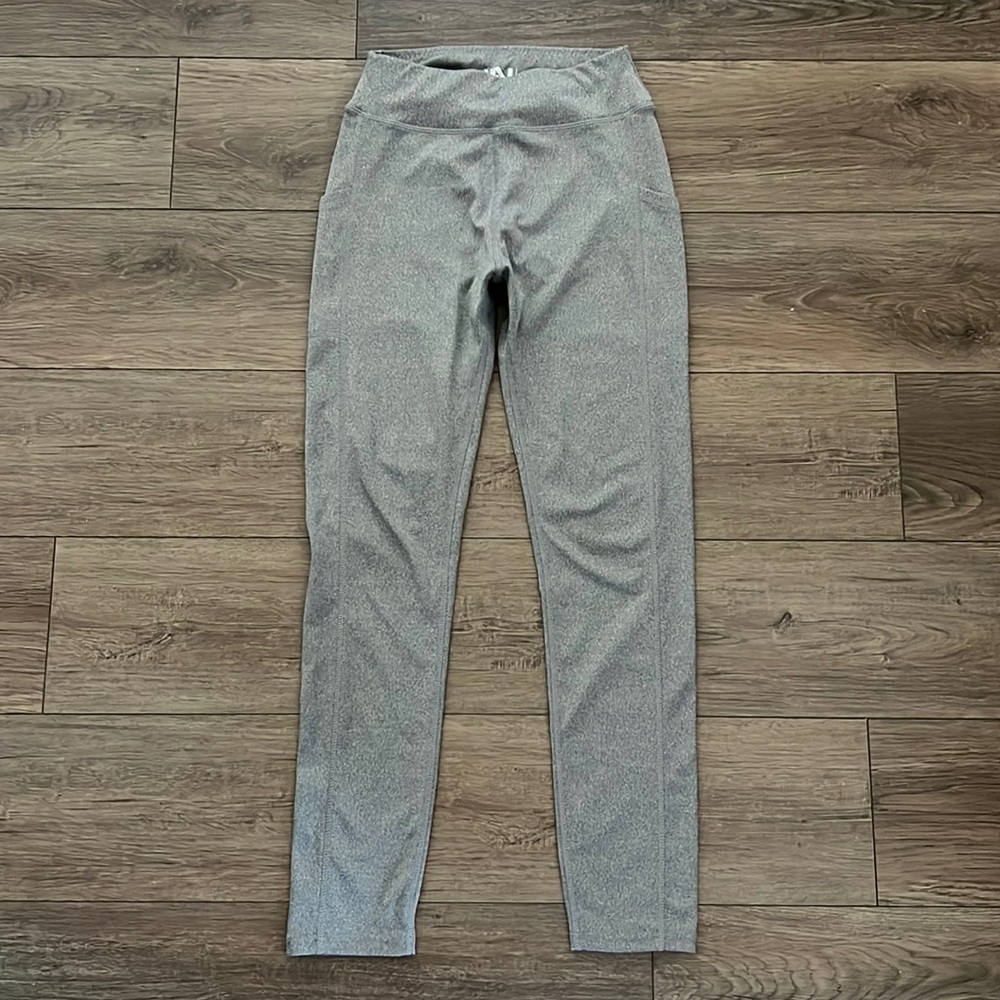 New Look Sports Women’s Gray High‎ Rise Workout Leggings With Pockets Size S/M